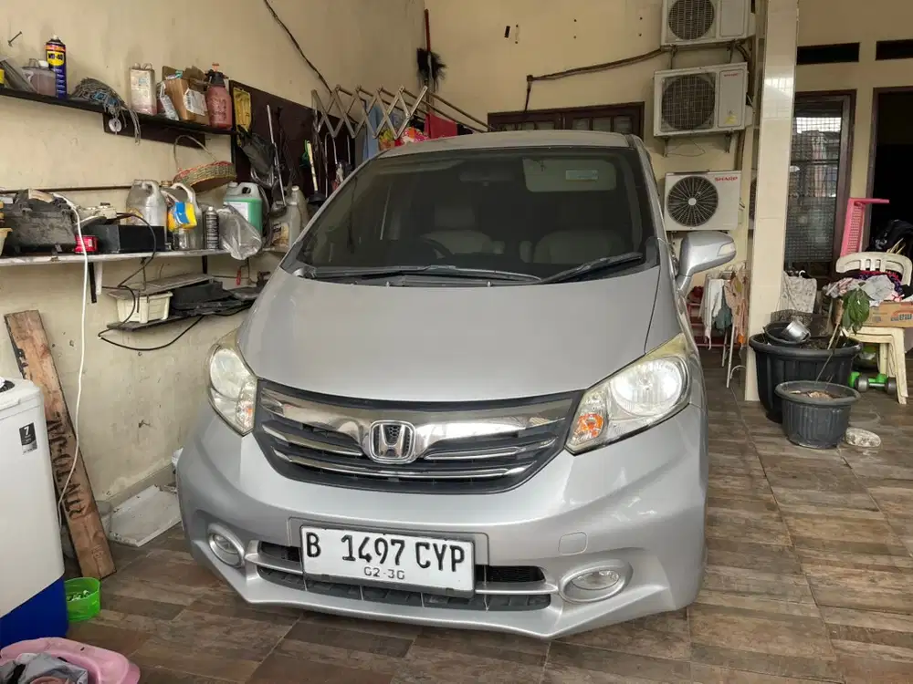 Honda Freed 2014 Bensin