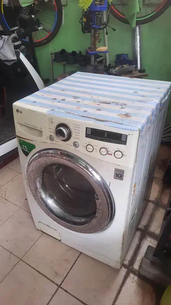 Dijual mesin cuci LG 13 kg front loading Direct Dr800825wive