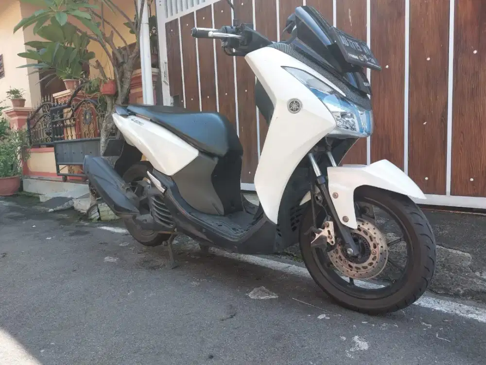 Jual yamaha lexi, tahun 2020 kondisi mulus