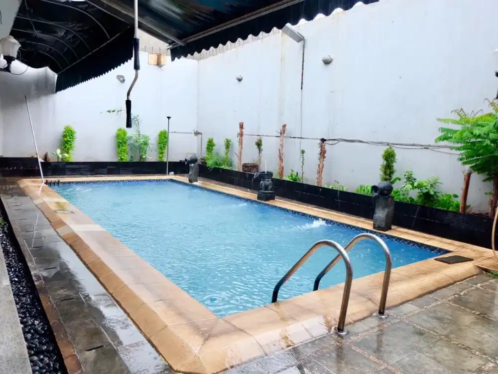 RUMAH JATIBENING 2 LT (603 m2) - DEKAT AKSES TOL