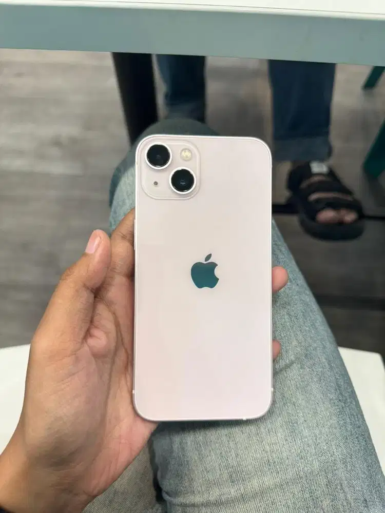 iphone 13 256gb likenew