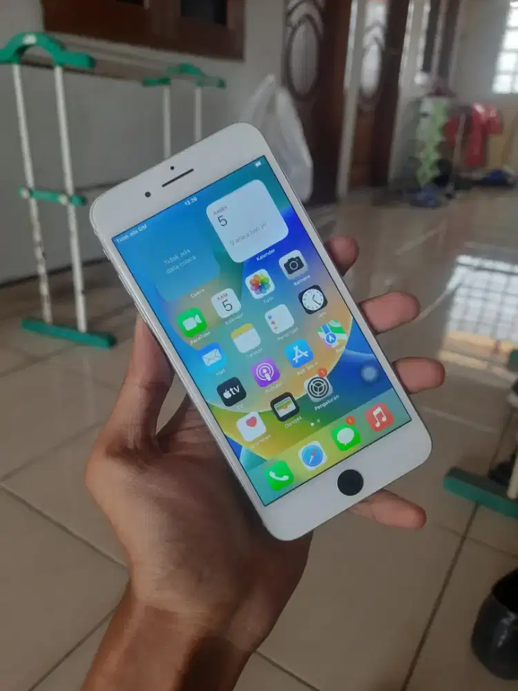 Iphone 8 plus 64gb inter all operator