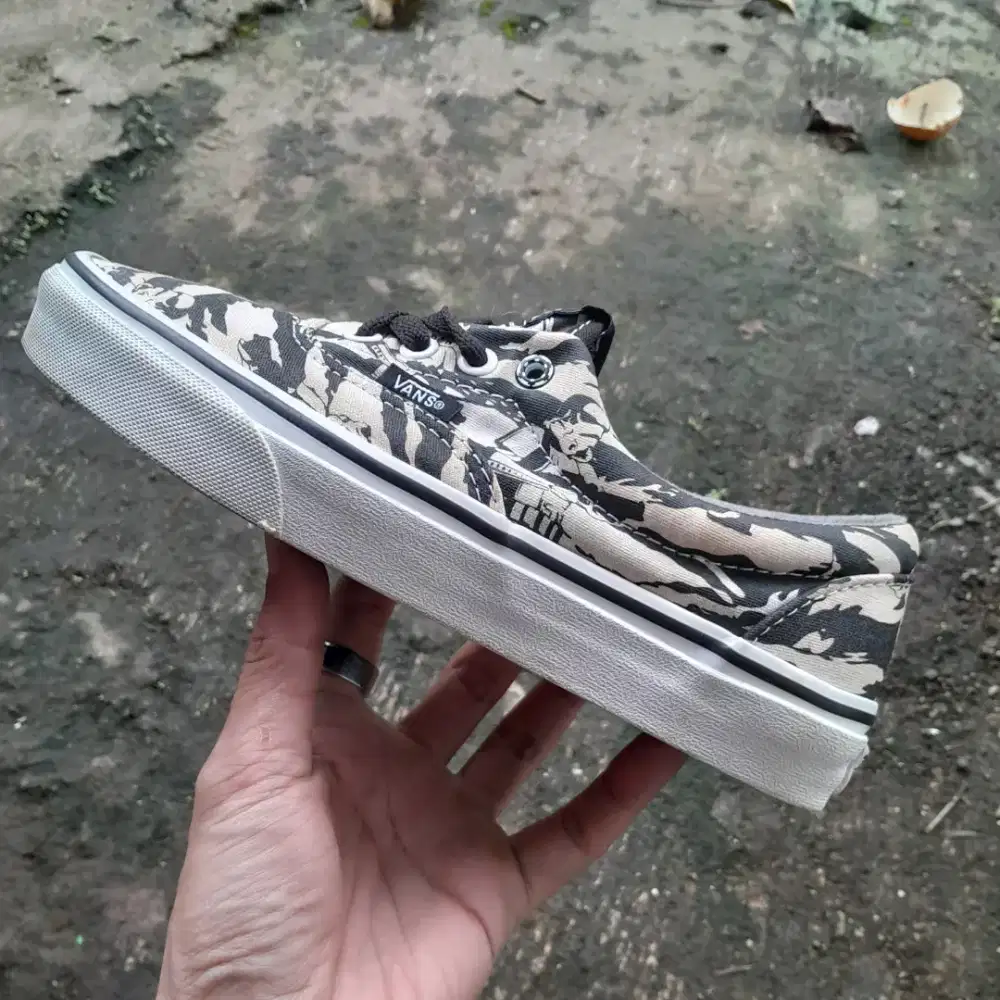 Vans Era x Star Wars Stormtrooper Camo Sneakers Size 37