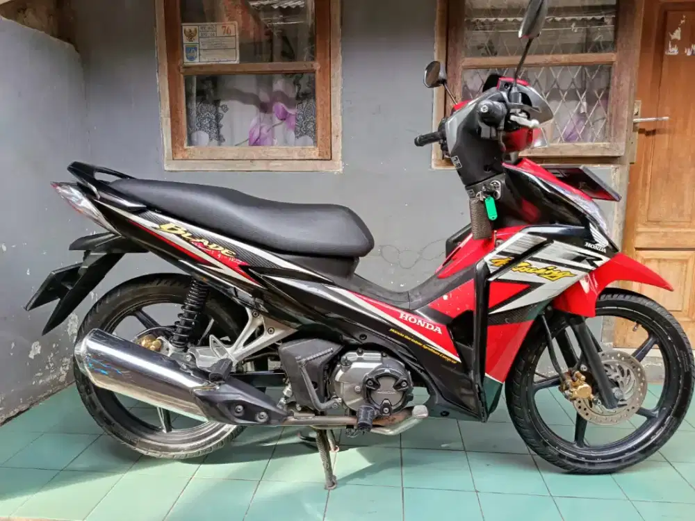 Jual Honda Blade 110 Karbu Tahun 2013