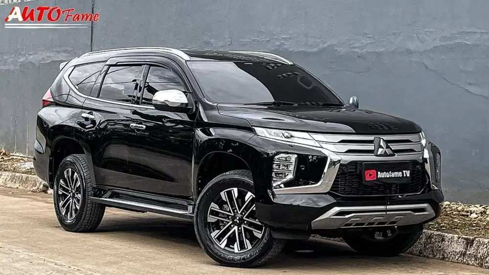 Mitsubishi All New Pajero Sport Dakar Facelift 4x2 AT NIK 2022 Black O