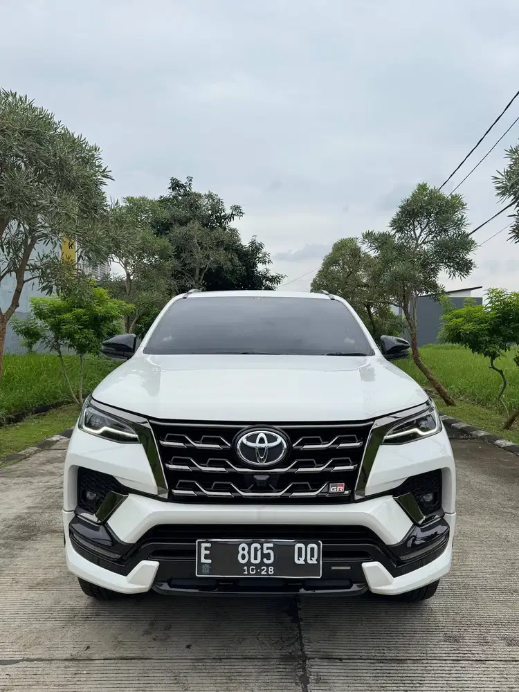 FORTUNER 2.8 GR SPORT AT 2023 PUTIH | KREDIT MURAH | LANGKA
