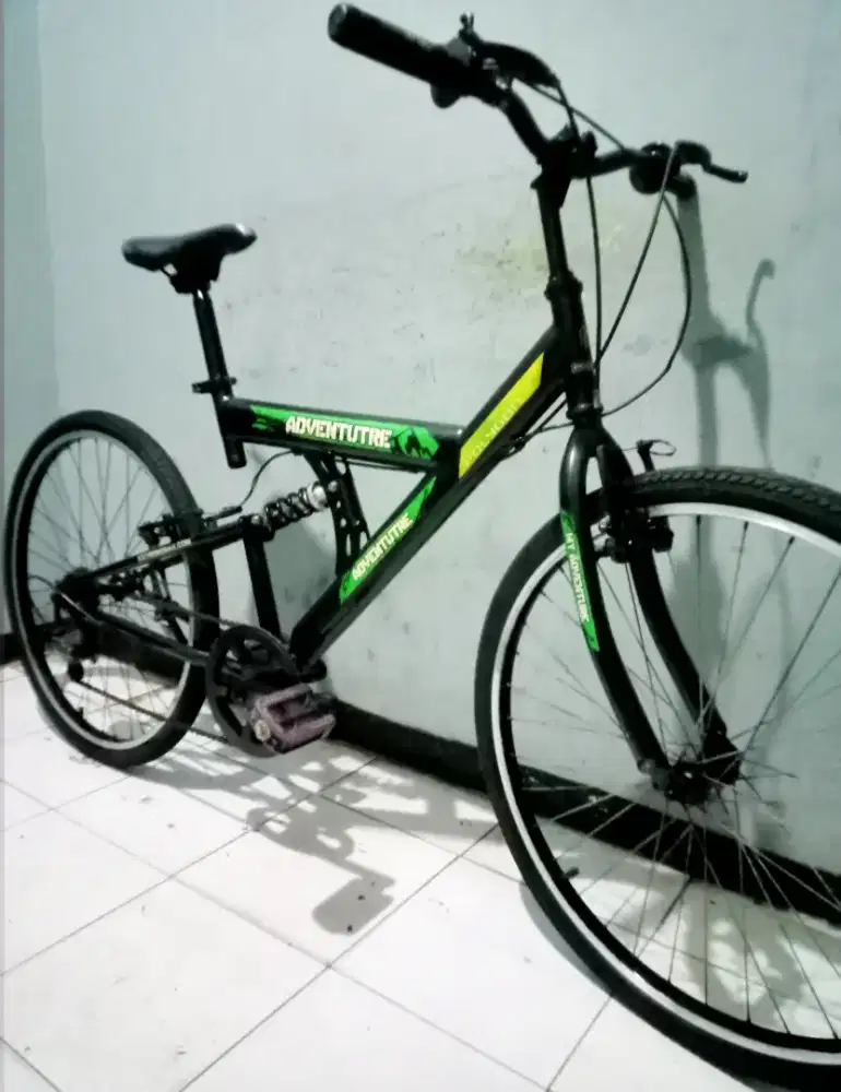 Dijual sepeda gunung MTB Polygon dewasa msih bagus ban tebal aman bgus