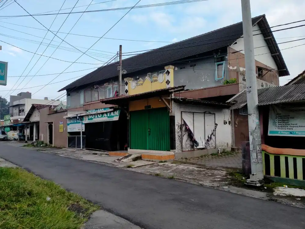 Dijual Tanah Bonus bangunan kost 30 kamar