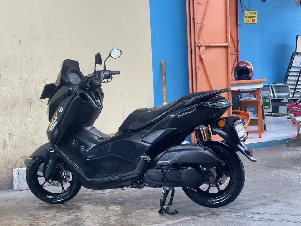 NMAX NEW 2025 like new, tidak ada lecet. Baru 1700 km