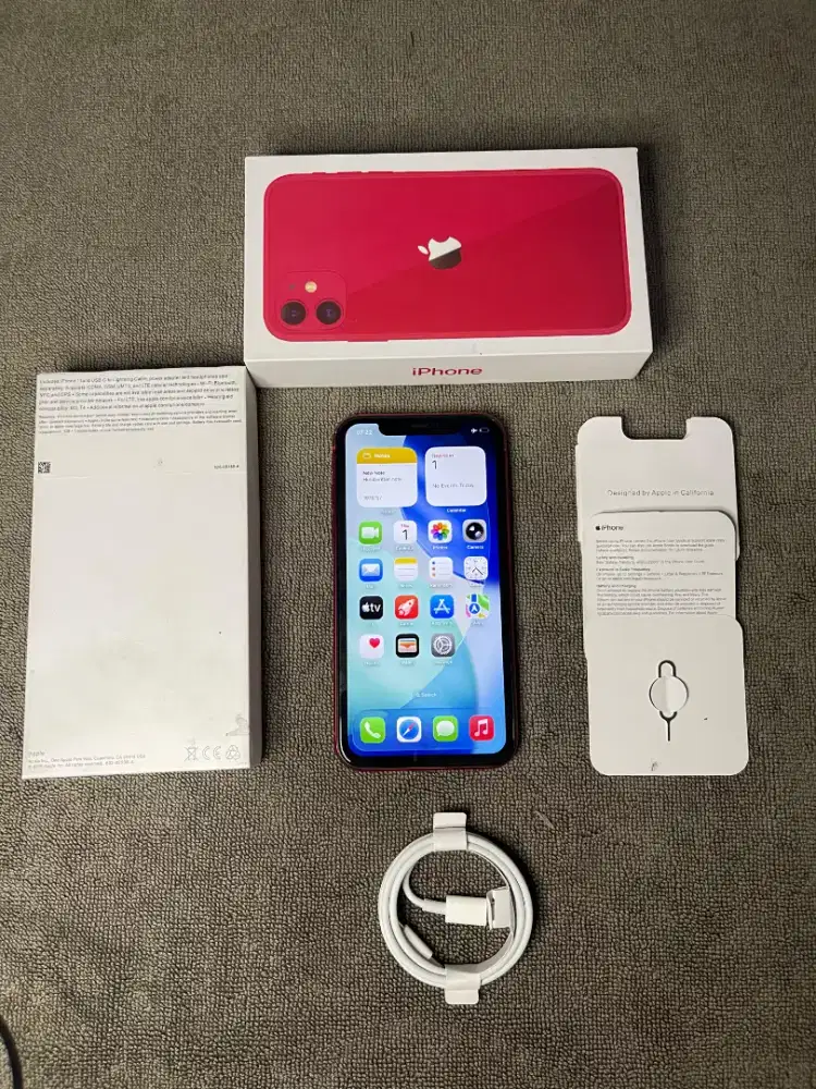 IPHONE 11 64 MERAH
