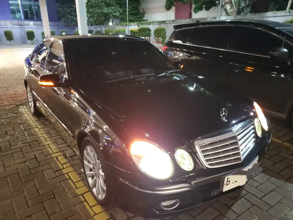 Mercedes Benz E280 V6 Elegance AT Tahun NIK 2008