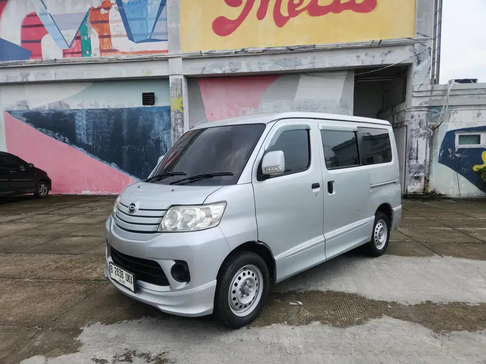Daihatsu Luxio D M.T 2018 km 80rb an