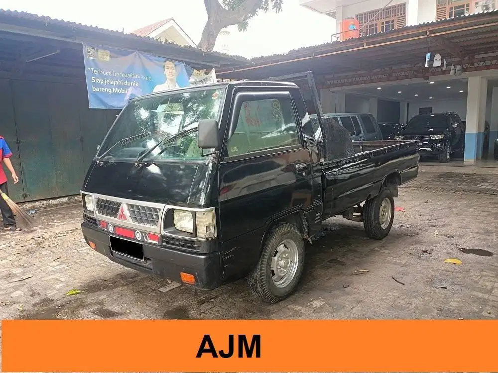 Mit L 300 Pick Up 2011 Manual Solar Hitam Siap Pakai