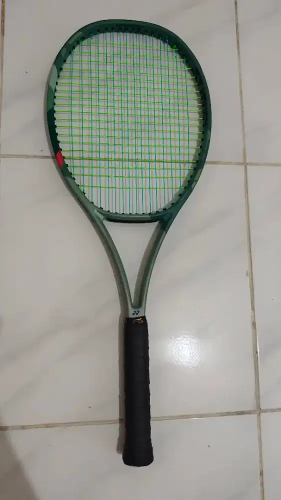 Raket tenis Yonex Percept 97 L