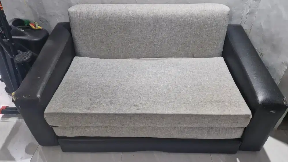 Sofa bed warna abu