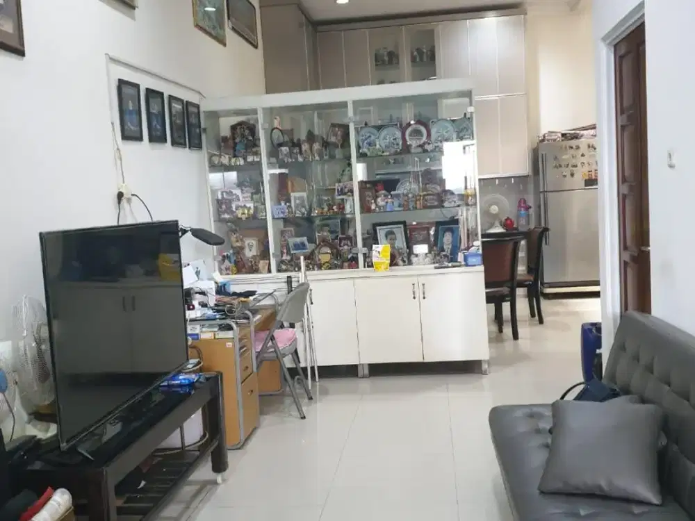 Dijual Rumah siap huni sudah renov di kalideres permai