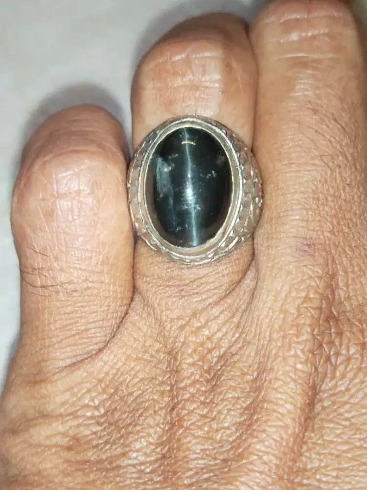 Cincin cat eye mata kucing