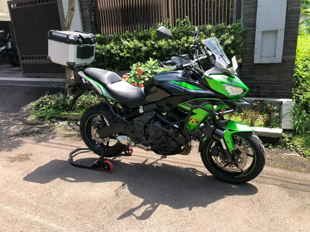 Versys 650 tahun 2023