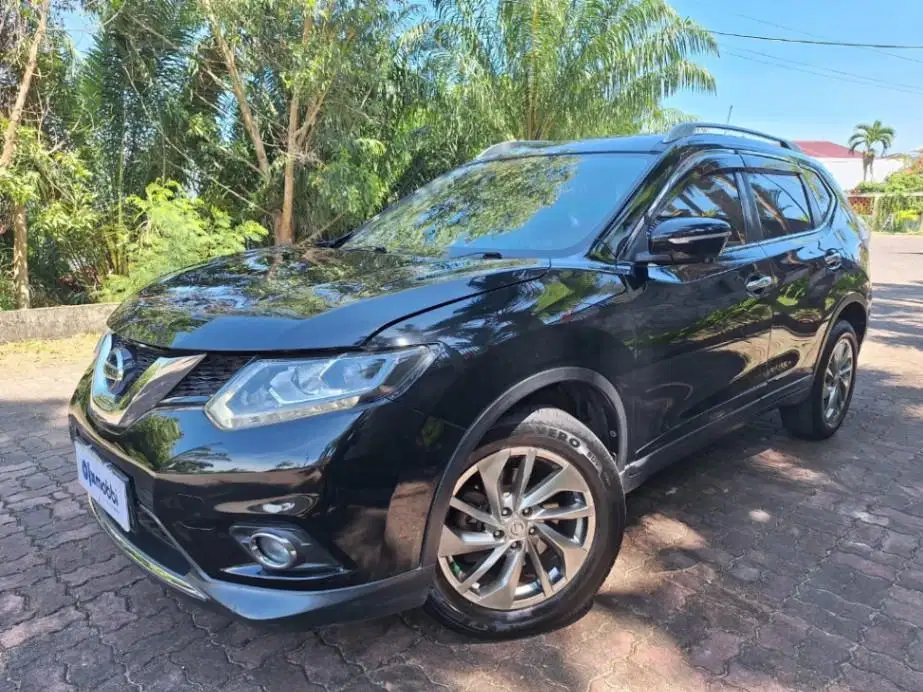 Nissan X-Trail 2.5 Bensin-AT 2015 KTY