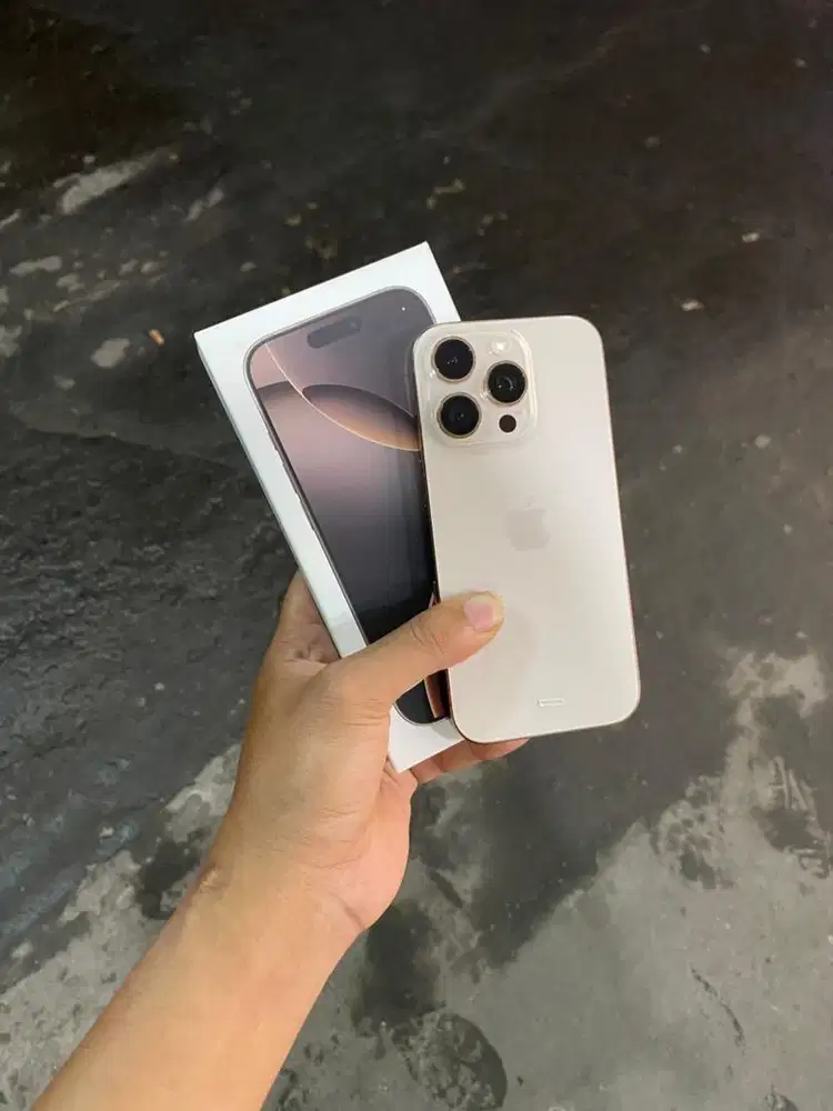 iPhone 16 Pro 128gb desert titanium