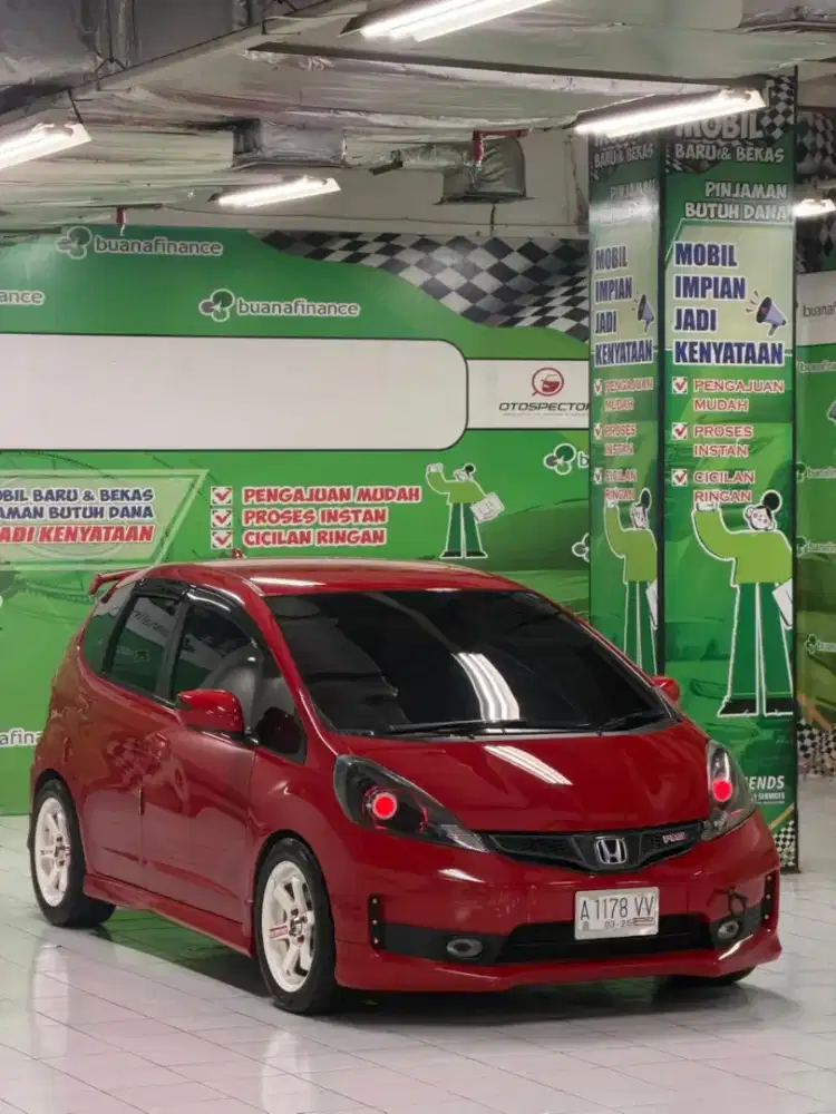 HONDA JAZZ RS AT 2011 MERAH