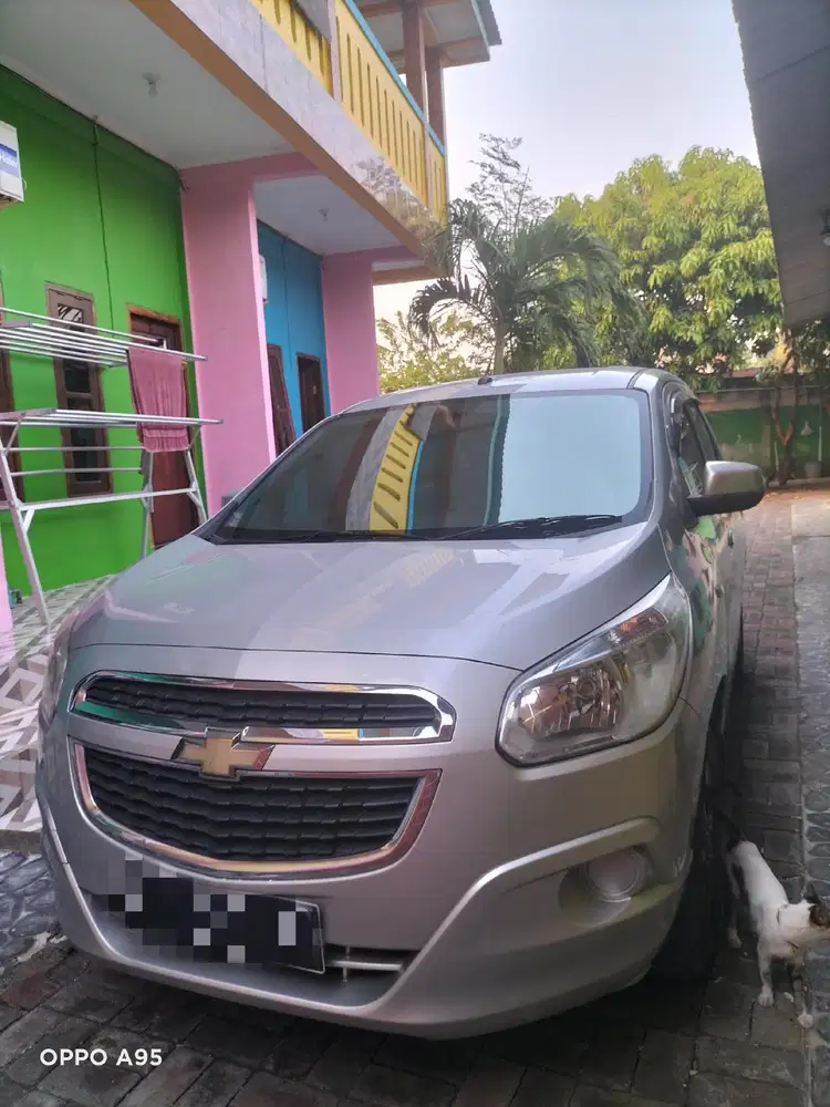 Chevrolet Spin 2013 Bensin