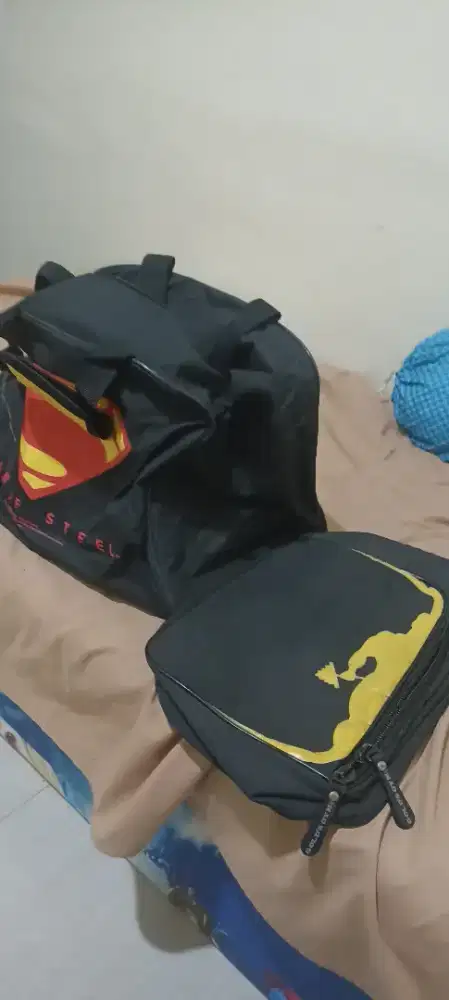 Tas olahraga dan casual