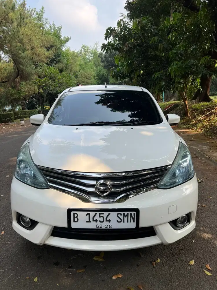 Nissan Grand livina 2013 Bensin