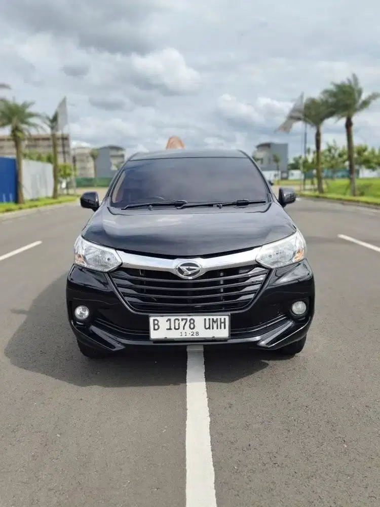 tdp 12 jt Daihatsu Xenia R AT 2018 hitam