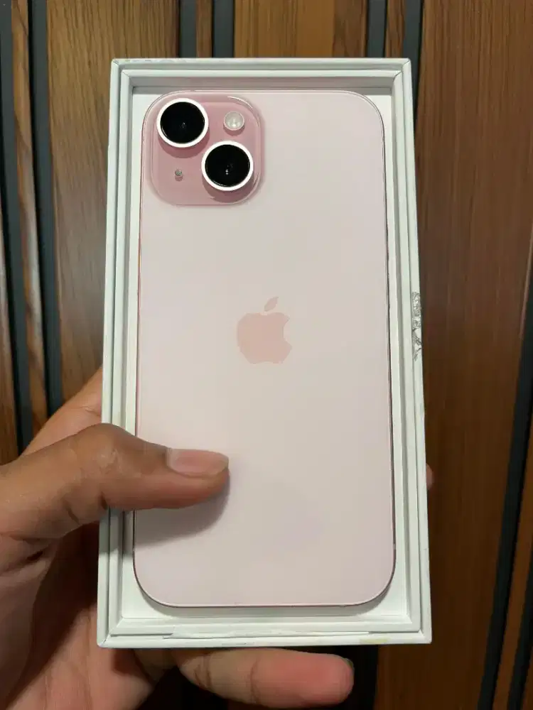 iPhone 15 basic pink 128gb iBox