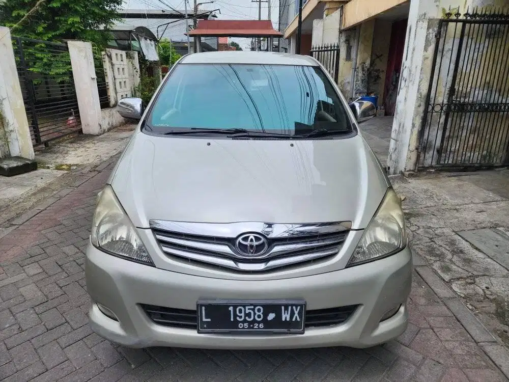 TOYOTA INNOVA 2.0 G BENSIN MATIC LUXURY 2011 CAPTAIN SEAT MULUSS ORIAN