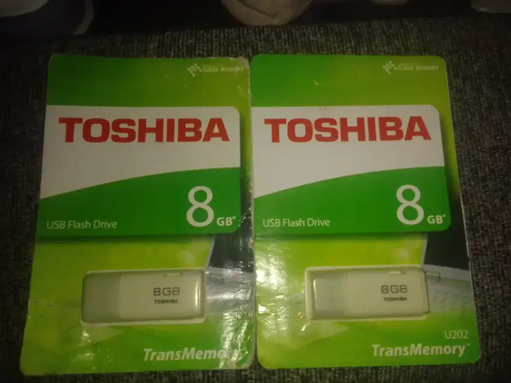 FLESDISK THOSIBA 8GB MASIH SEGEL
