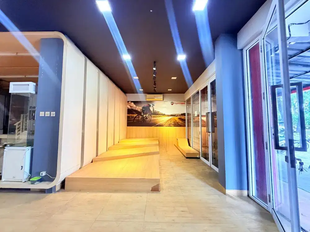 Ruko di jual, Open Space  & Luas ,Area Gudang 2lantai  + Dak,Lokasi startegis depan jalan Raya,Sentul City Bogor