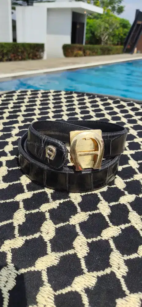 ETIENNE AIGNER BELT Authentic - Preloved