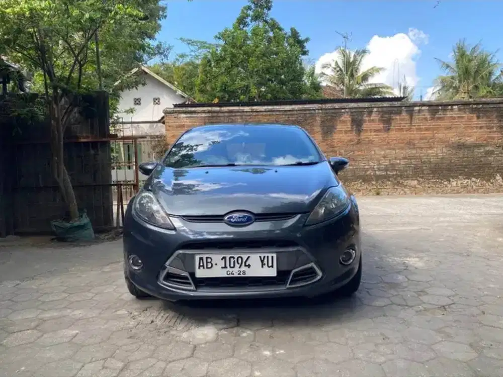 Jual ford fiesta 1.6 S  Automatic