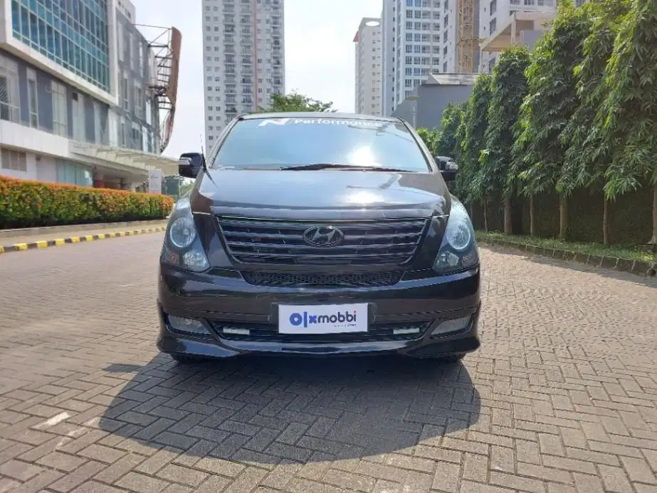 DP MURAH Hyundai H-1 2.4 Royale Bensin-AT 2016  CUBHB