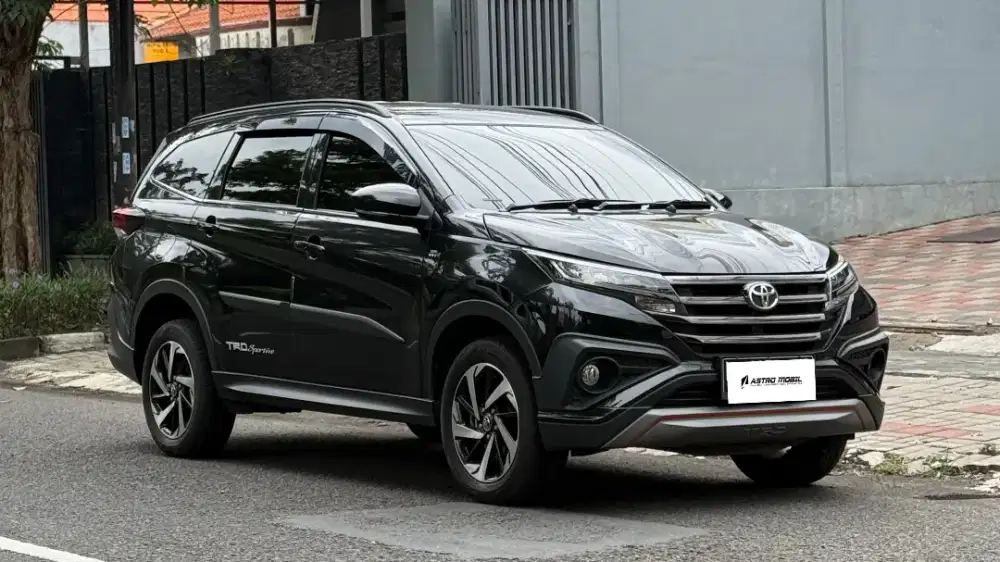 TOYOTA RUSH TRD 2022 / 2021 Matic Bagus Murah Kredit Bekas Surabaya