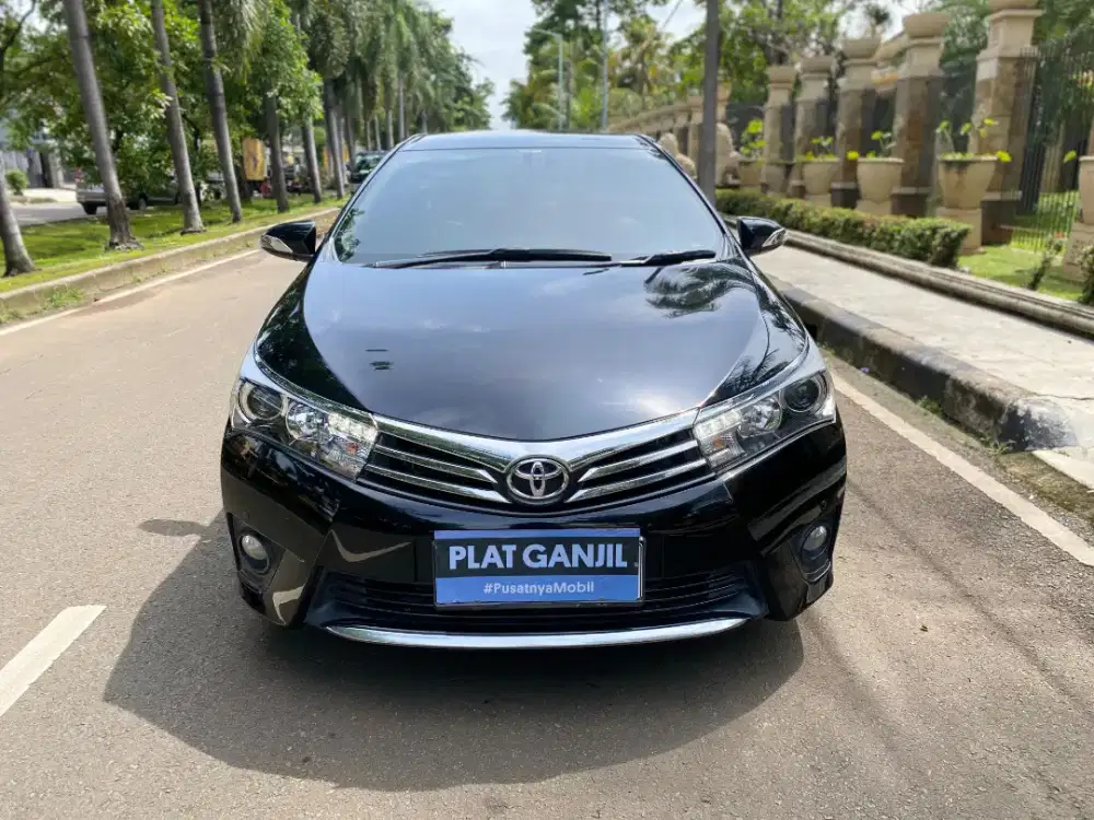 Altis 1.8 V Matic Hitam 2016 Terawat Mulus Yuk Cek Unit