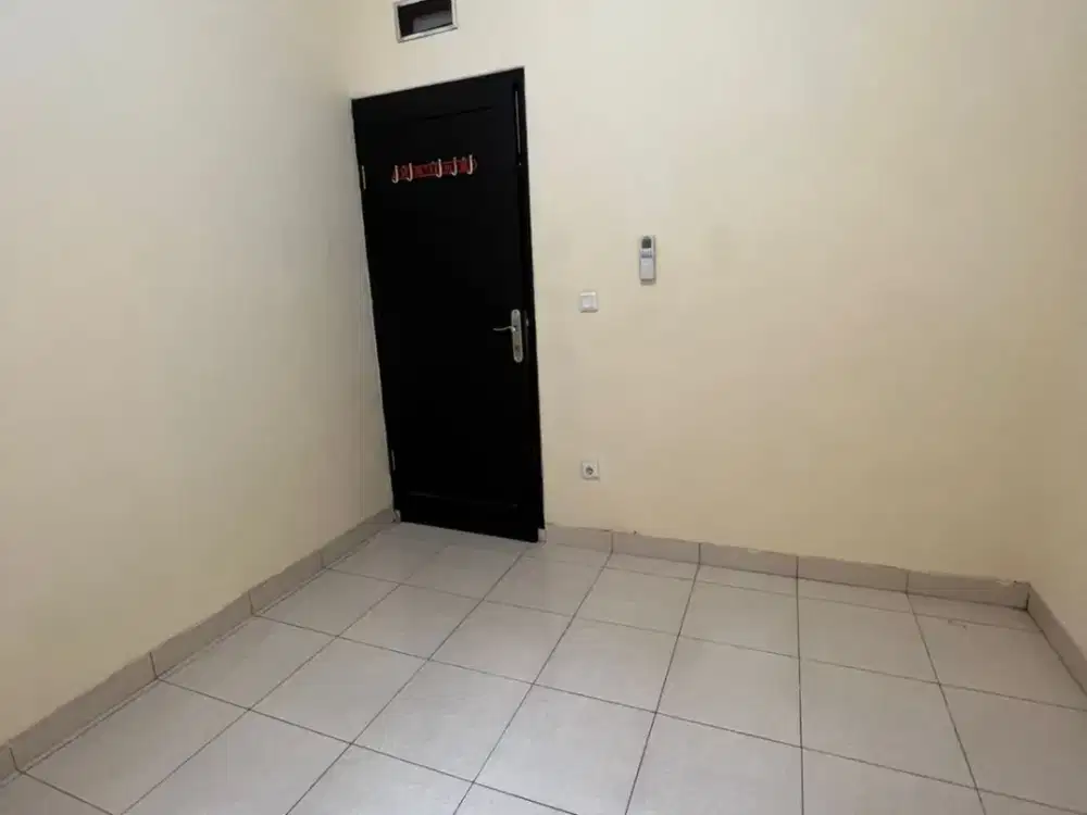 BU*MURAH*JARANG ADA*DISEWAKAN RUMAH TERAWAT DI DAERAH TERUSAN JALAN KIARACONDONG KOTA BANDUNG