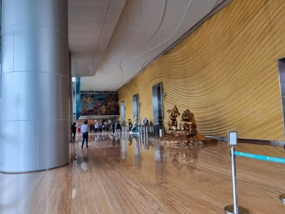 Jual ruang kantor di DBS Tower Ciputra World Kuningan Jakarta siap pakai.