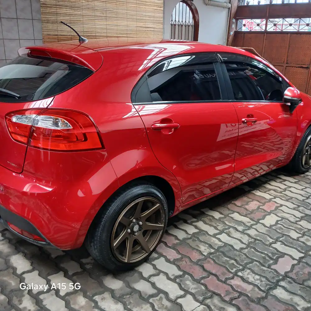 Kia Rio 2012 Bensin