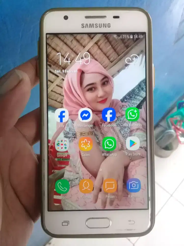 Samsung galaxy J5 prime 2/16 layar 5 inchi