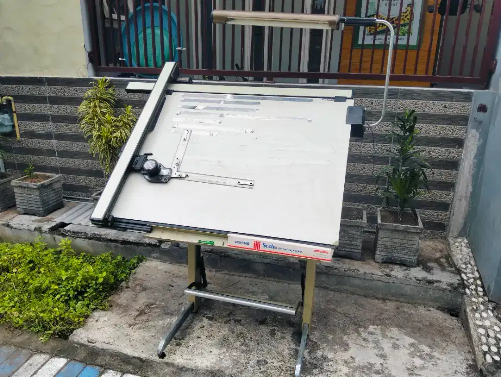 Mesin Gambar Drafting Machine Arsitek