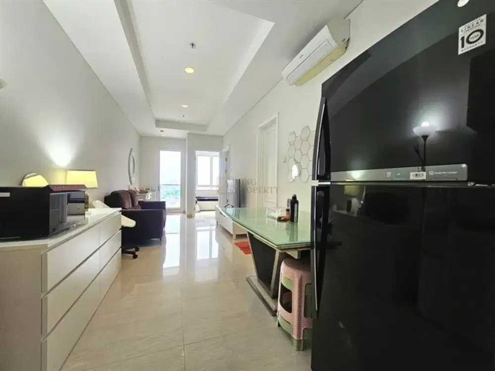 Selangkah ke Central Park Mall  Disewakan 2BR Grand Madison Furnished Mewah & Homey – Siap Huni