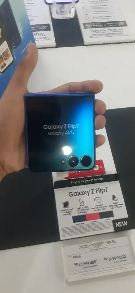 Galaxy Z Flip7 Ram 12|Rom 256GB Baru/Segel/Garansiresmi Rp. 17,999,000