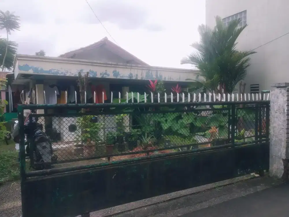 Di Jual cepat rumah lama