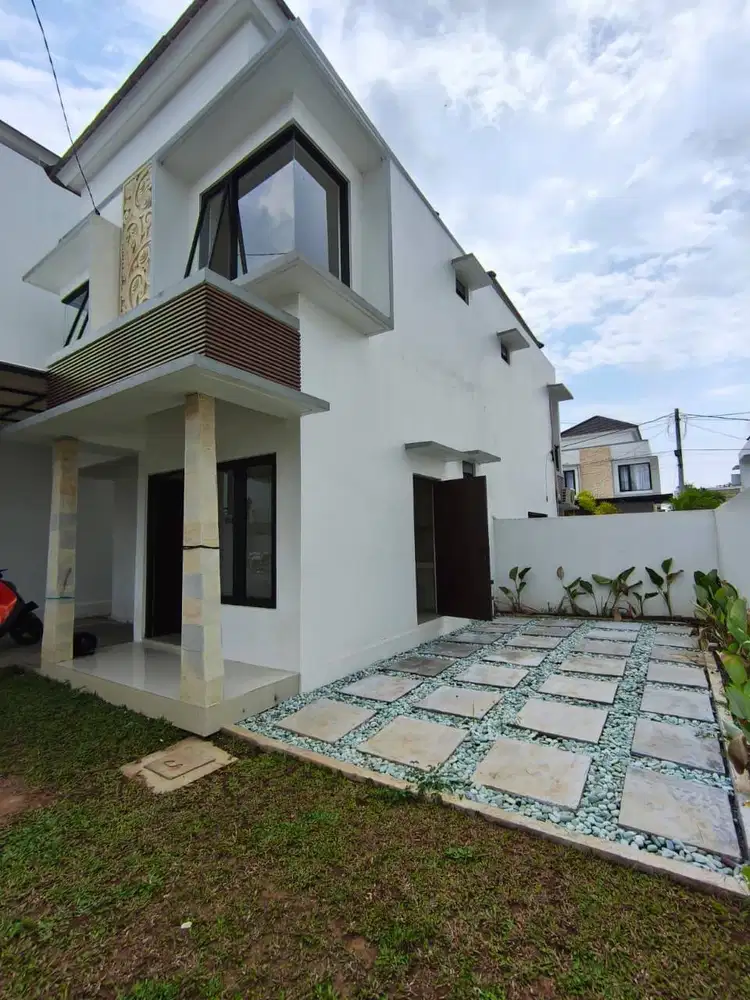Disewakan rumah BARU di perumahan Cluster Nusa Dua (Bebas Banjir!)