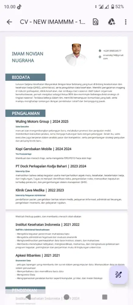 Mencari lowongan pekerjaan