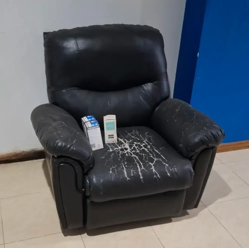 Reclining Sofa Super Nyaman – Rangka & Mekanik 100% Normal!