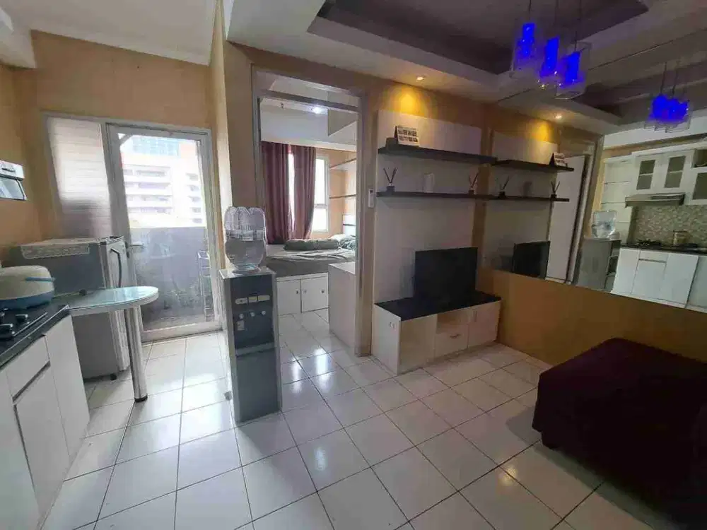 Apartemen Menteng Square di sewakan 2 BR furnished lantai terendah termurah bisa bulanan